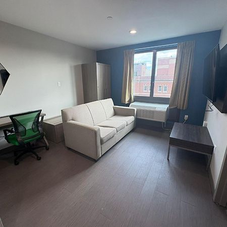 ניו יורק Holiday Inn Express & Suites מראה חיצוני תמונה