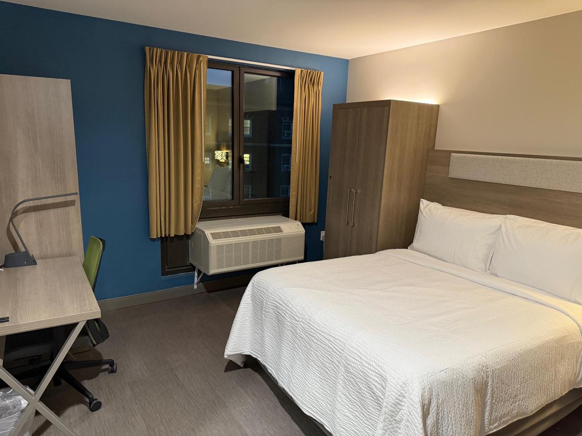 ניו יורק Holiday Inn Express & Suites מראה חיצוני תמונה