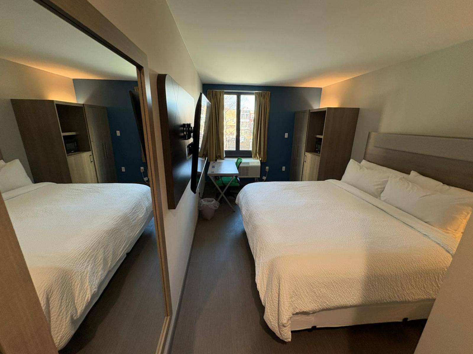 ניו יורק Holiday Inn Express & Suites מראה חיצוני תמונה